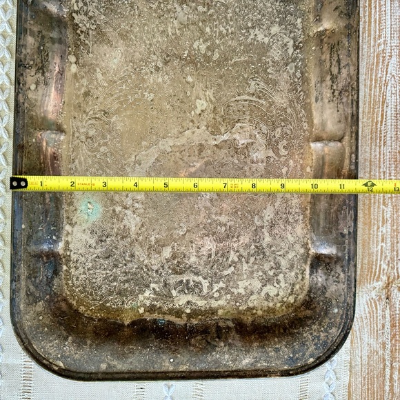 2 Vintage Rogers Silver Platter/Trays: WM Round 15” & FB Oblong 16.5”x 11.5” VYG - Picture 4 of 14